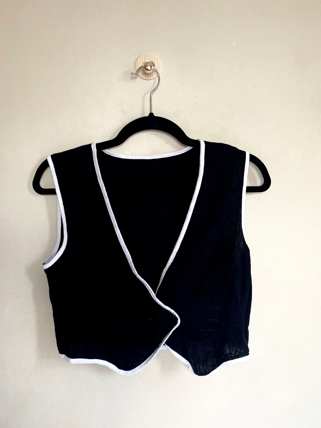 French V neck