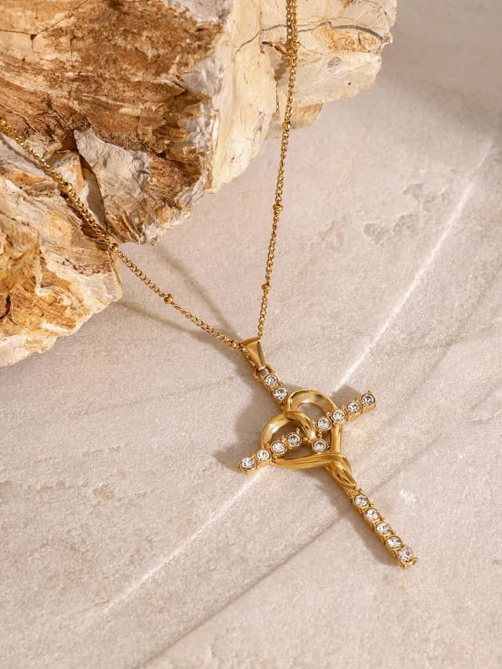 Collier pendentif croix cœur en acier inoxydable