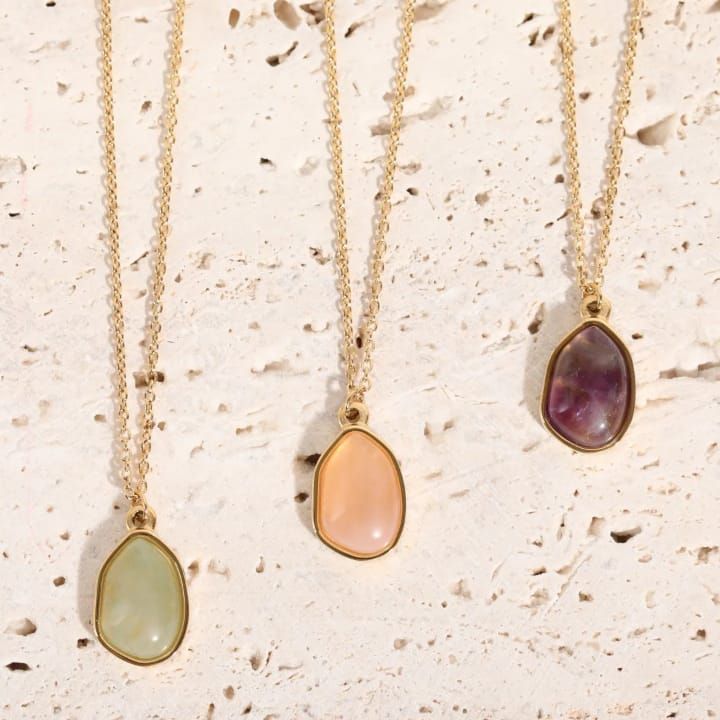 Collier avec pendentif en pierre naturelle aventurine en acier inoxydable