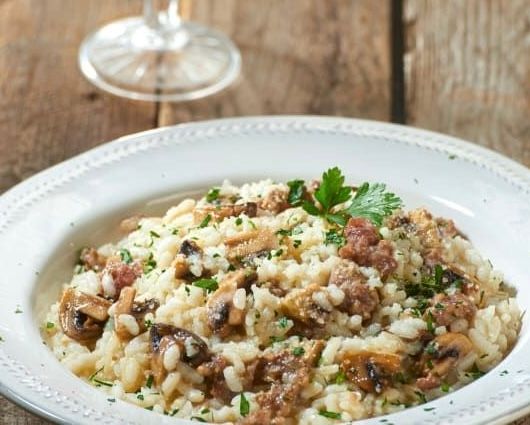 Hongos y Salsiccia
