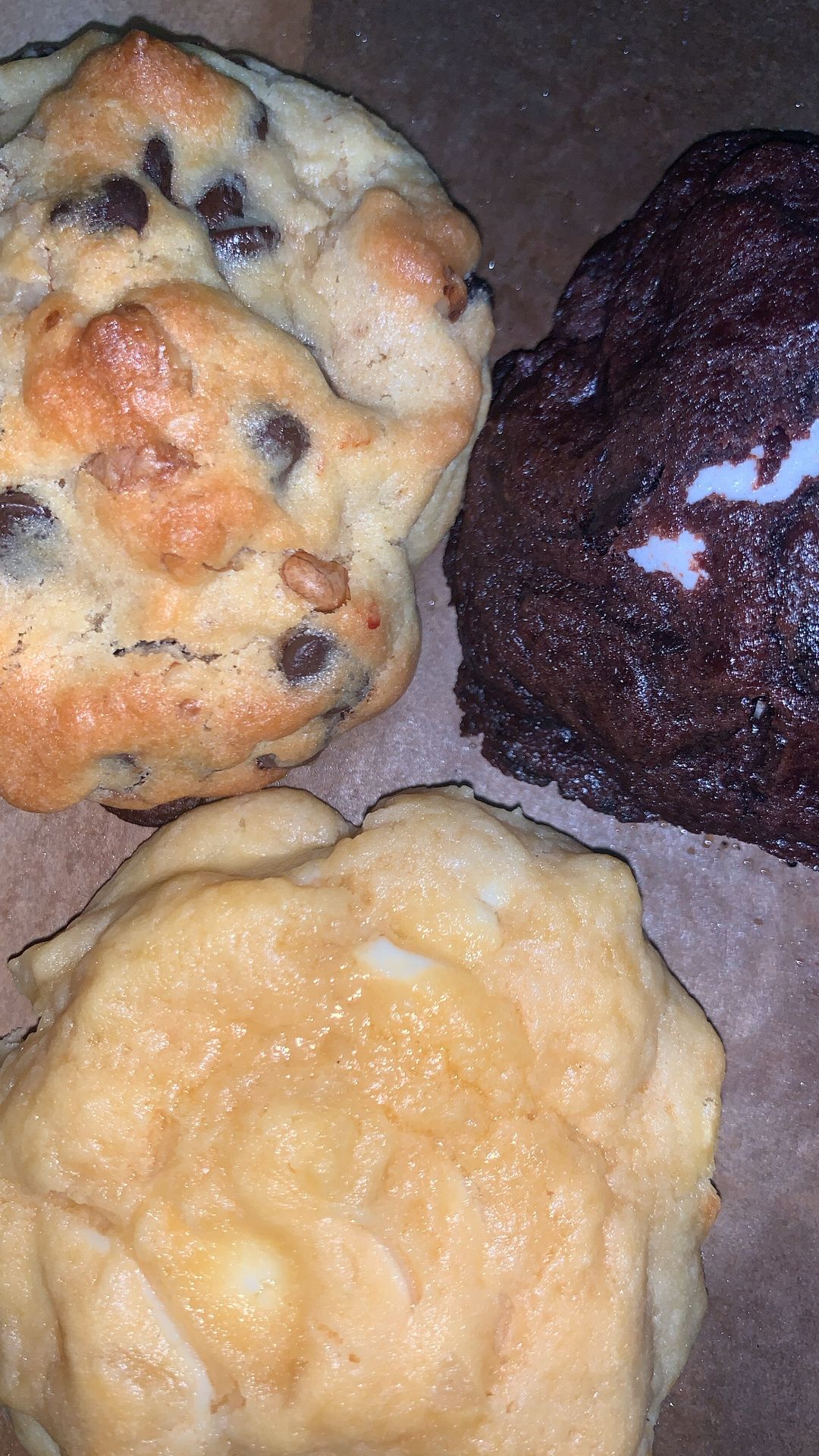 SOFT COOKIES ( CHOCOLATE CHIP)