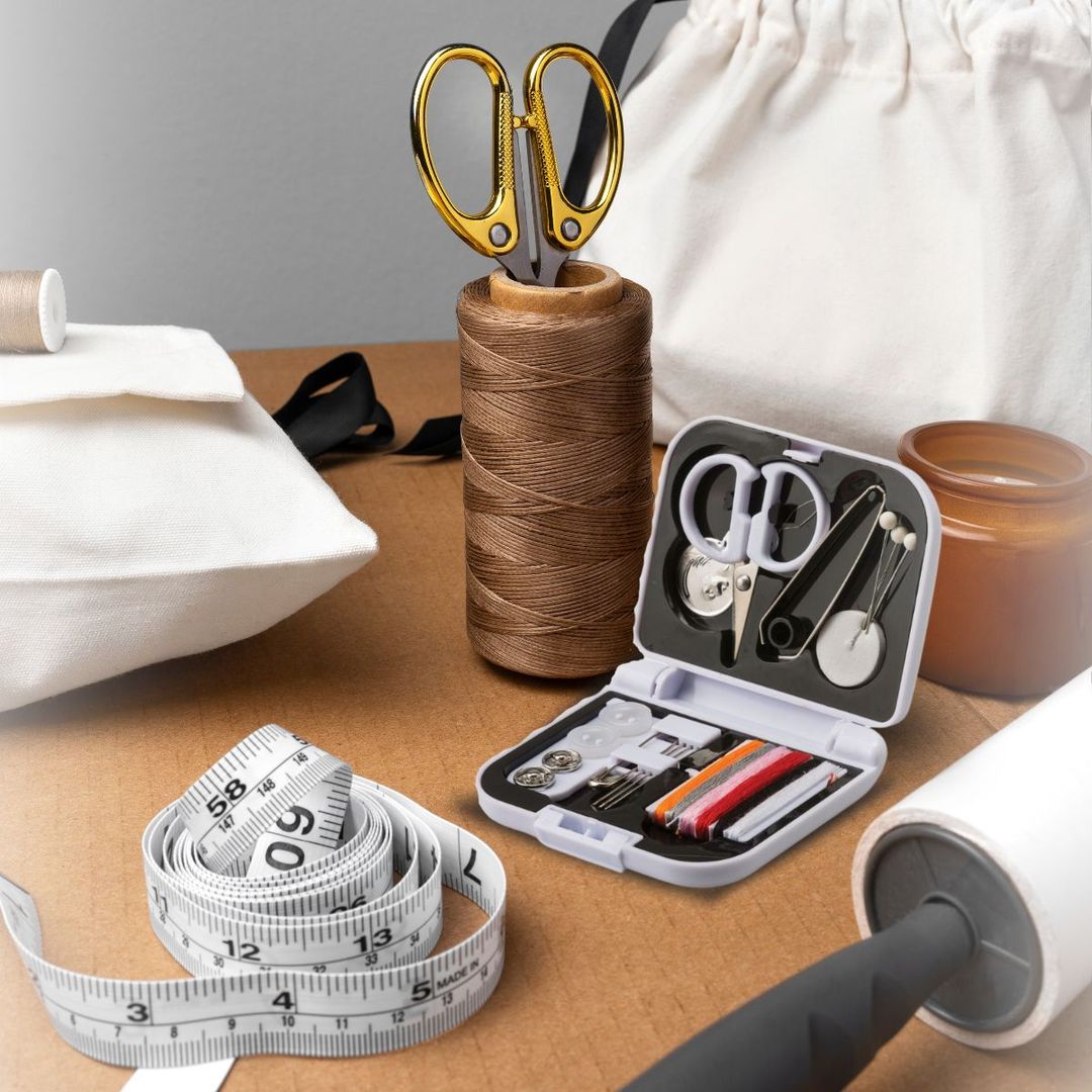 Easy Care Sewing Kit - White
