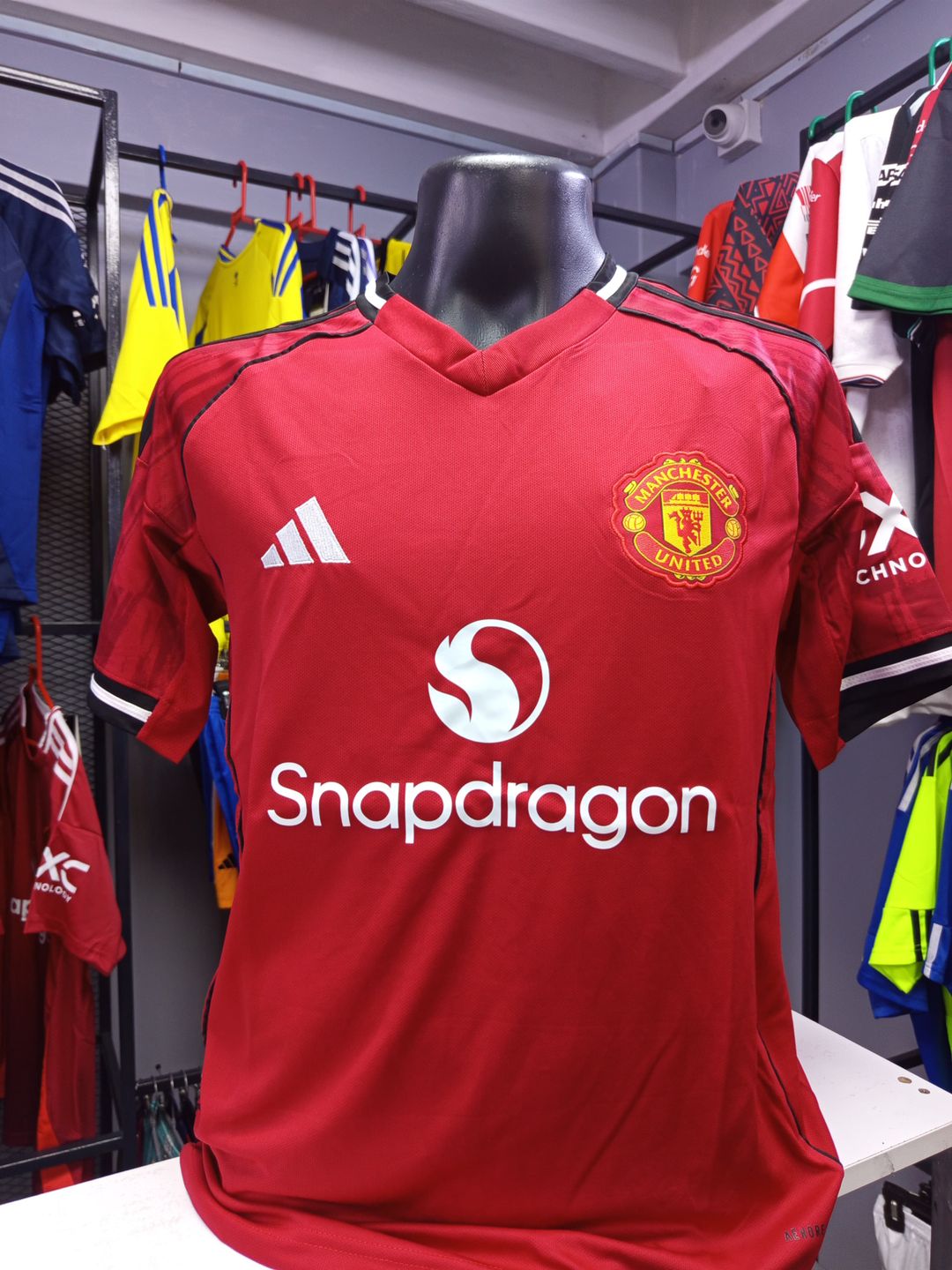 Man U Home Kit 25/26