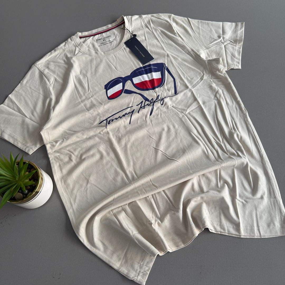 TOMMY HILFIGER T- SHIRT - 14