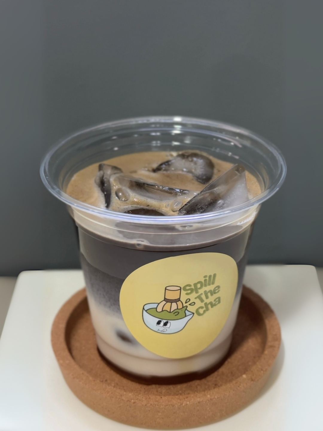 Iced Hojicha Latte