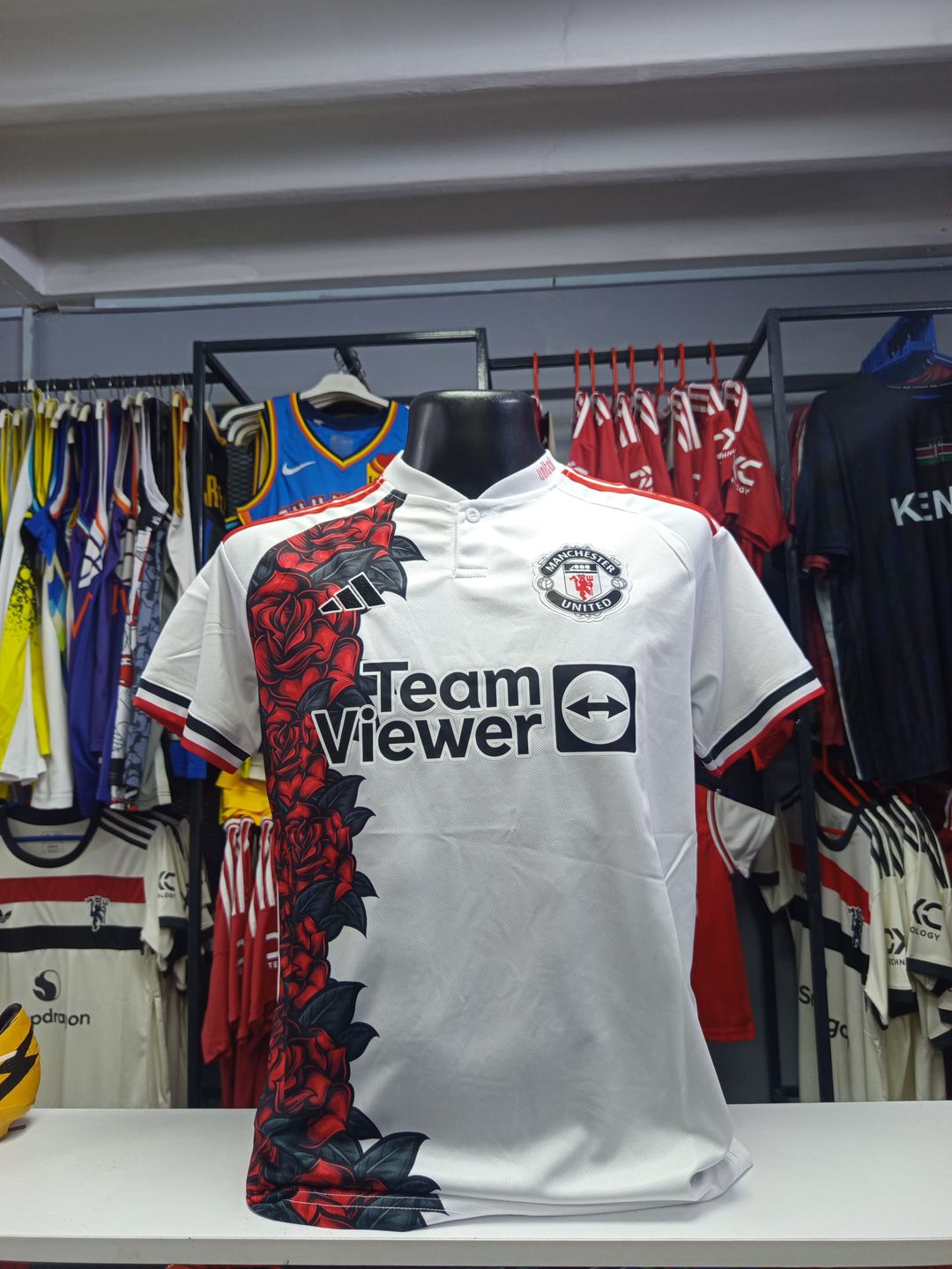 Man U Concept Kit 2025