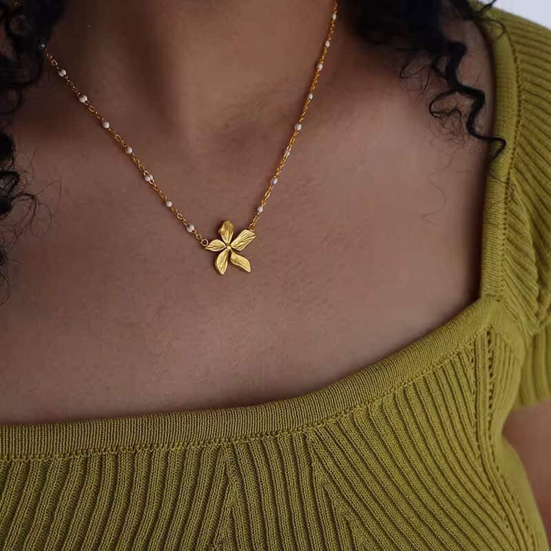 Non tarnish Necklace 