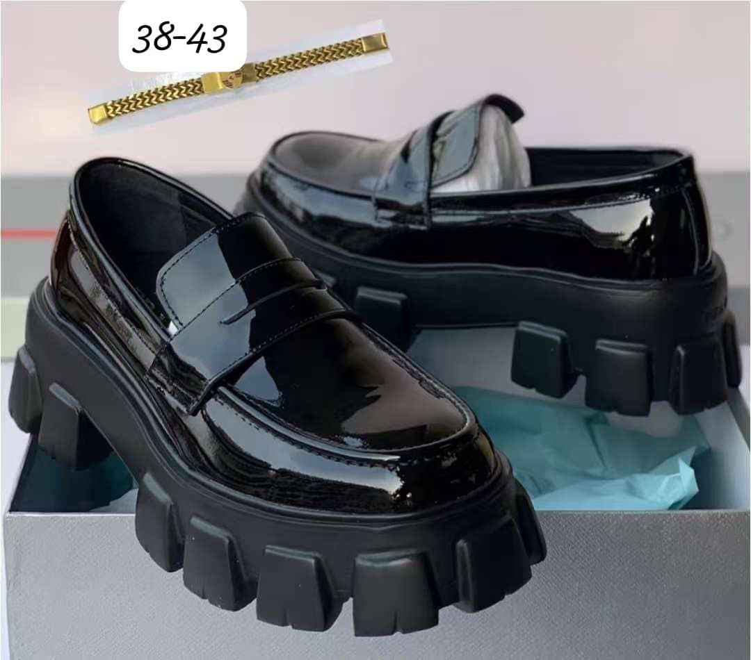 Fashion female sneakers 