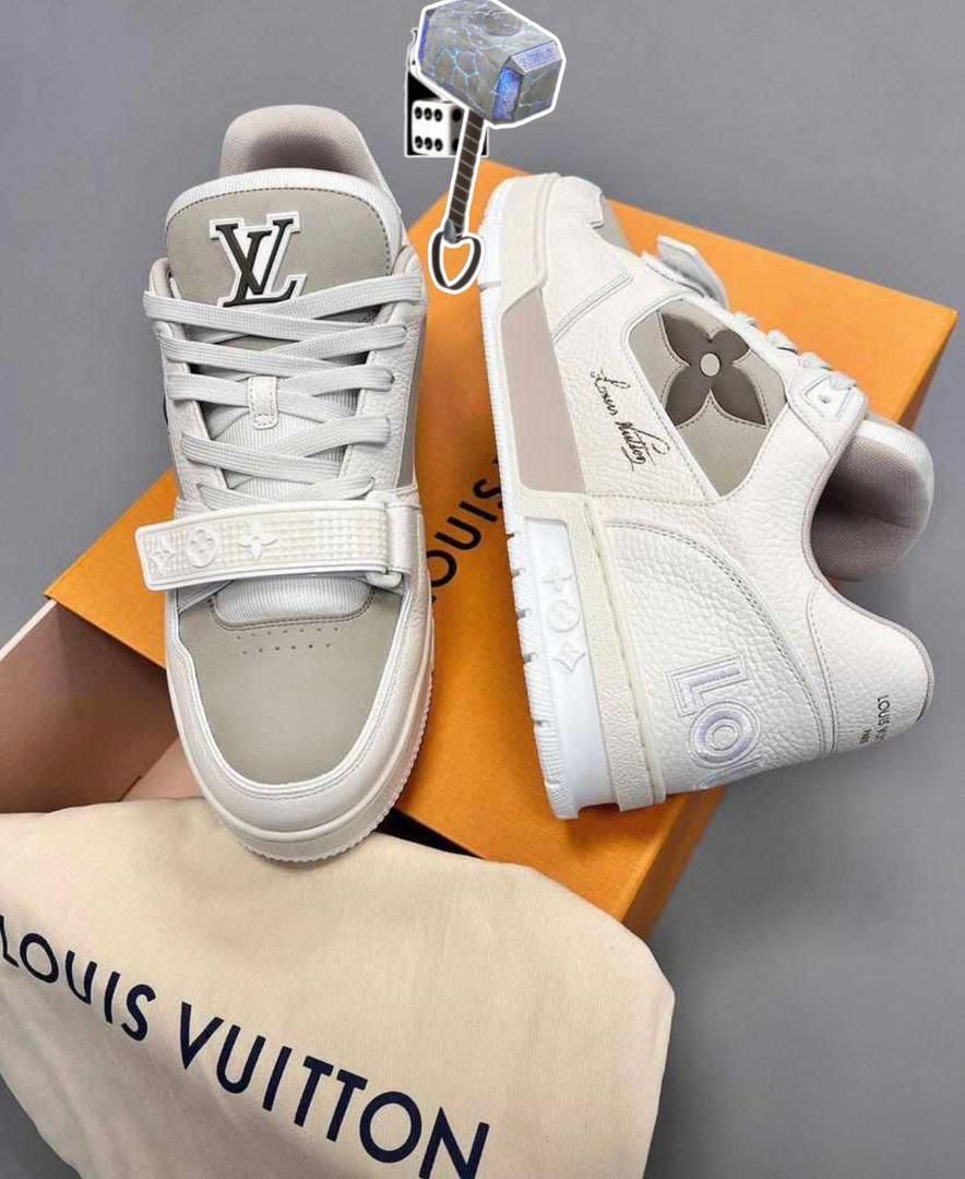 Louis Vuitton sneakers 