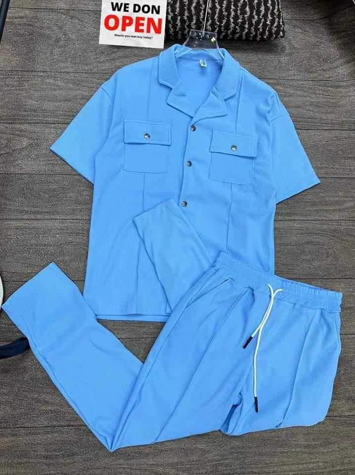 Men catchual wear 