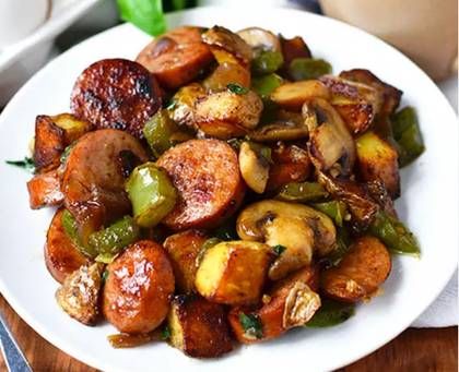 Fried sausages with kebab pepper