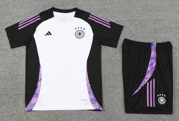 Conjunto Entrenamiento Alemania 24/25