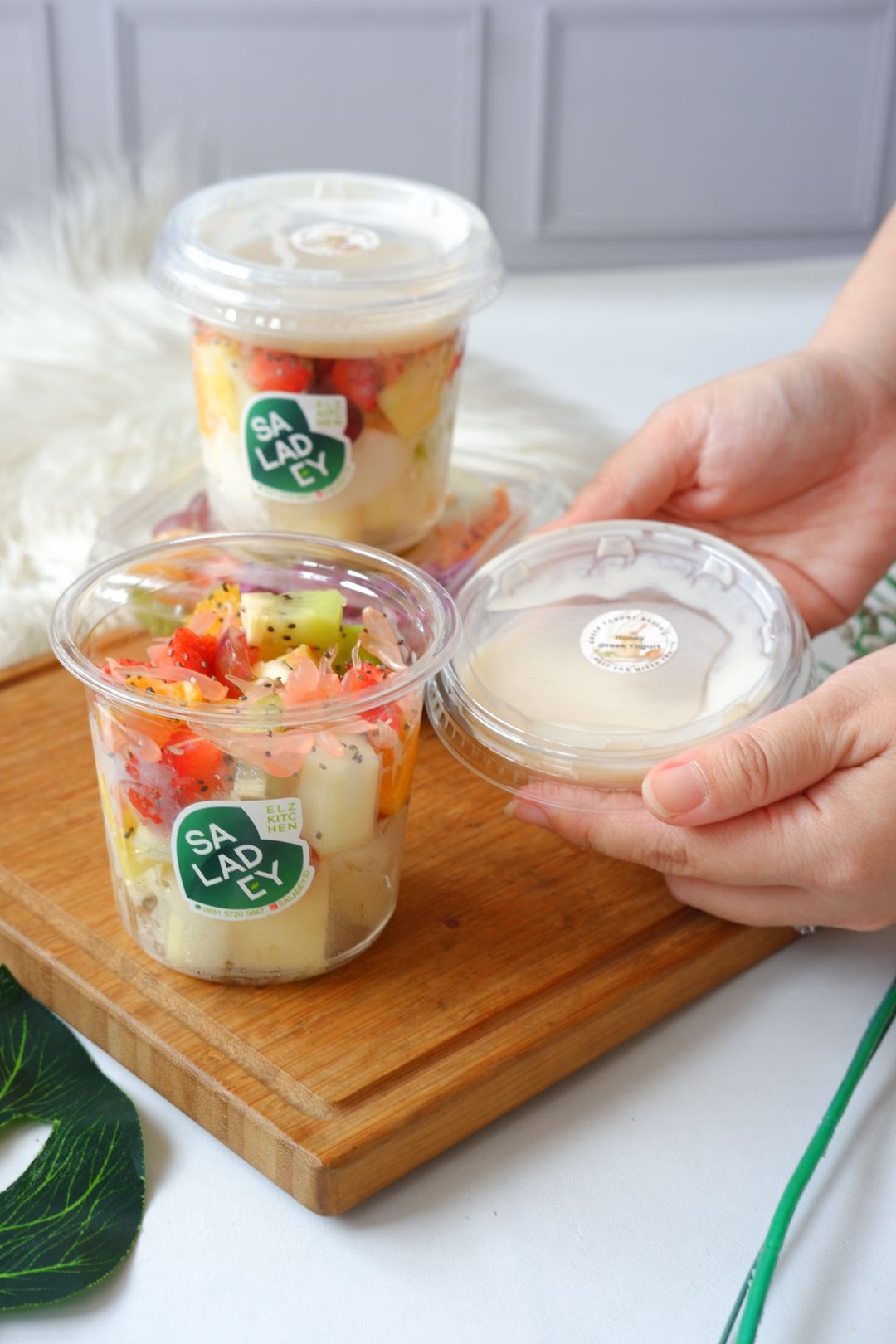 Mixed Fruit Salad Snack Size - 350ml