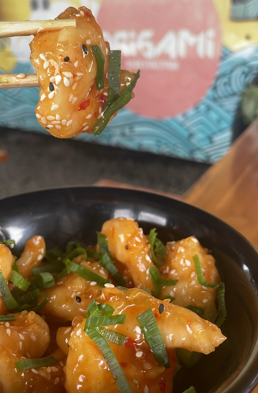 Camarón con sweet chili. (Shrimp with Sweet chili)