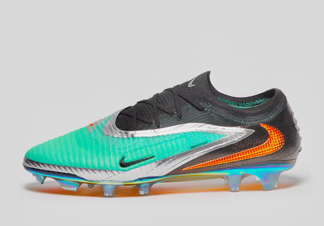 Nike Phantom 
