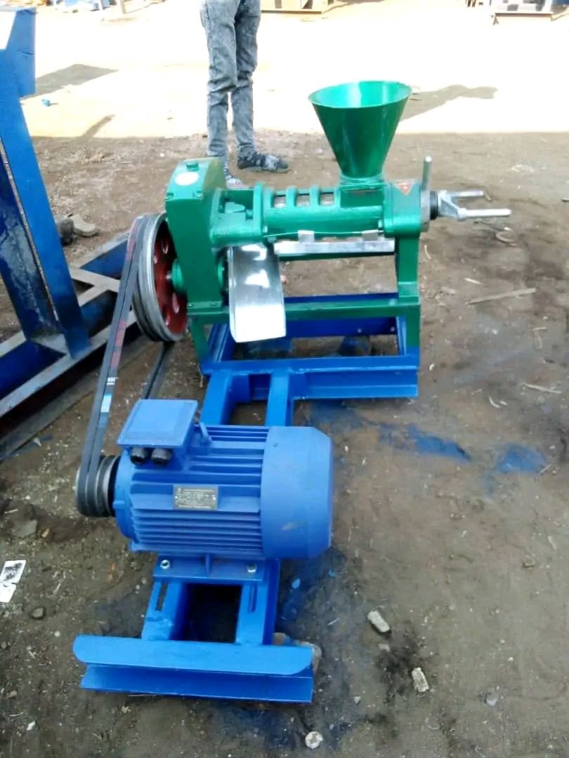 Cooking oil Expeller 