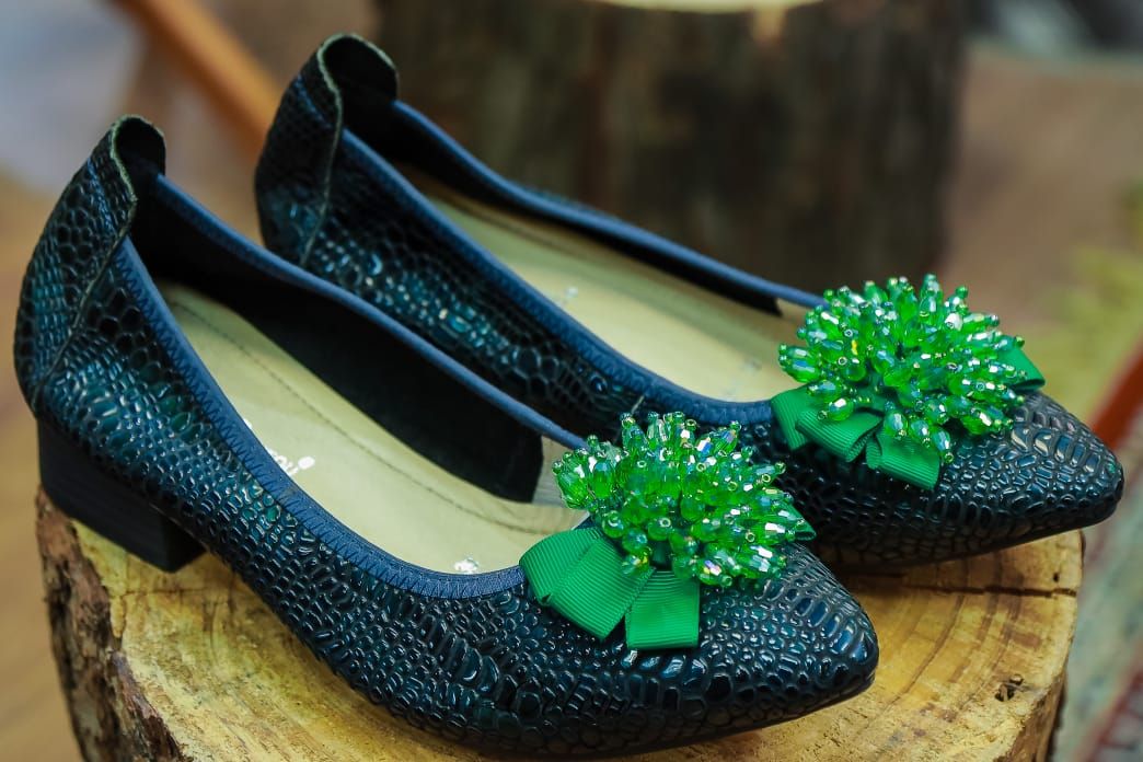 Blue pump shoes
