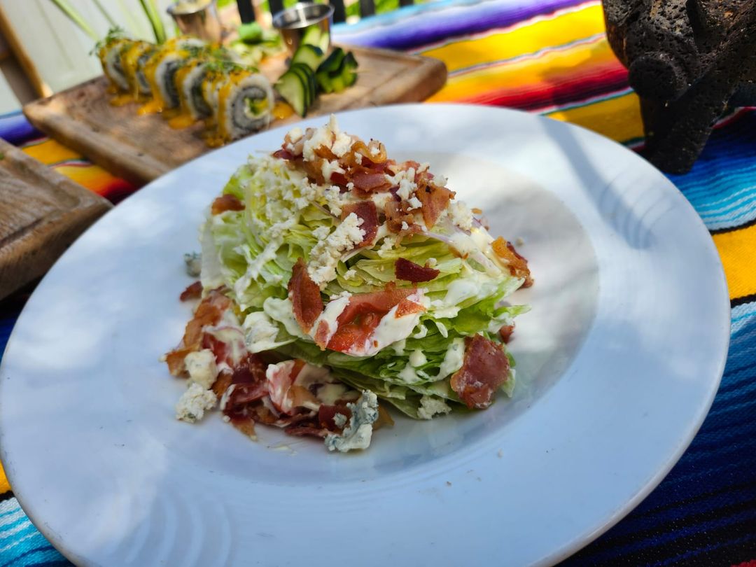 Ensalada Wedge (Wedge Salad)