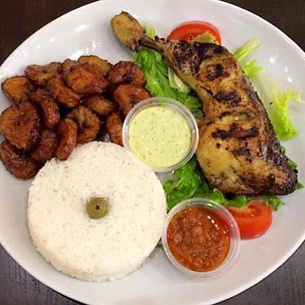 RIZ BLANC + ALOCO + POULET BRAISE 