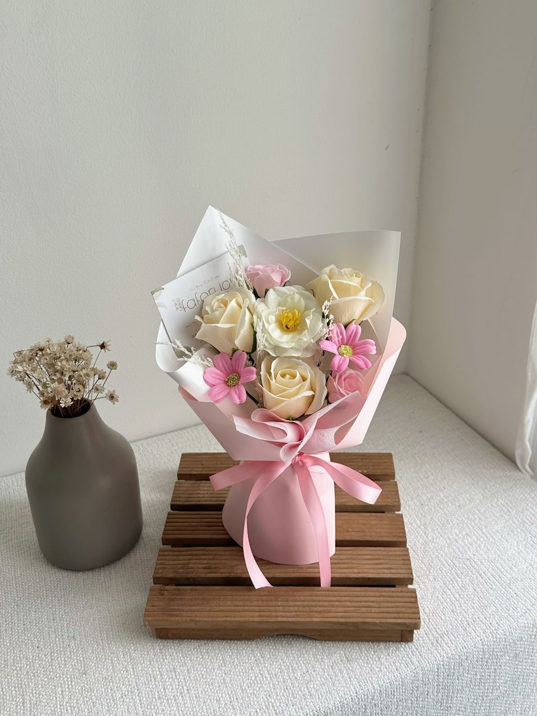 3 Stalk Soap Rose Mixed Bouquet 