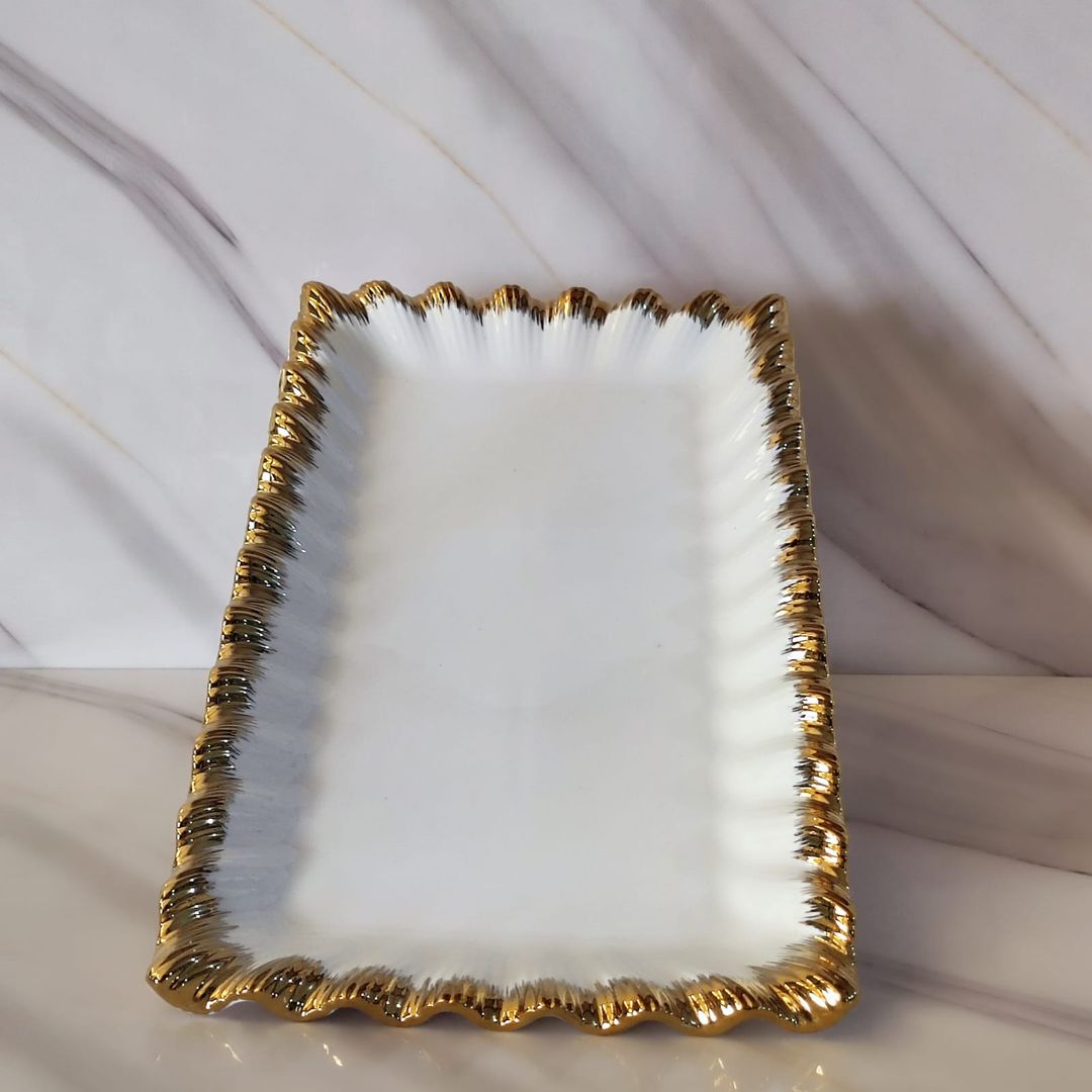 Assiette Rectangulaire Élégante - طبق مستطيل أنيق