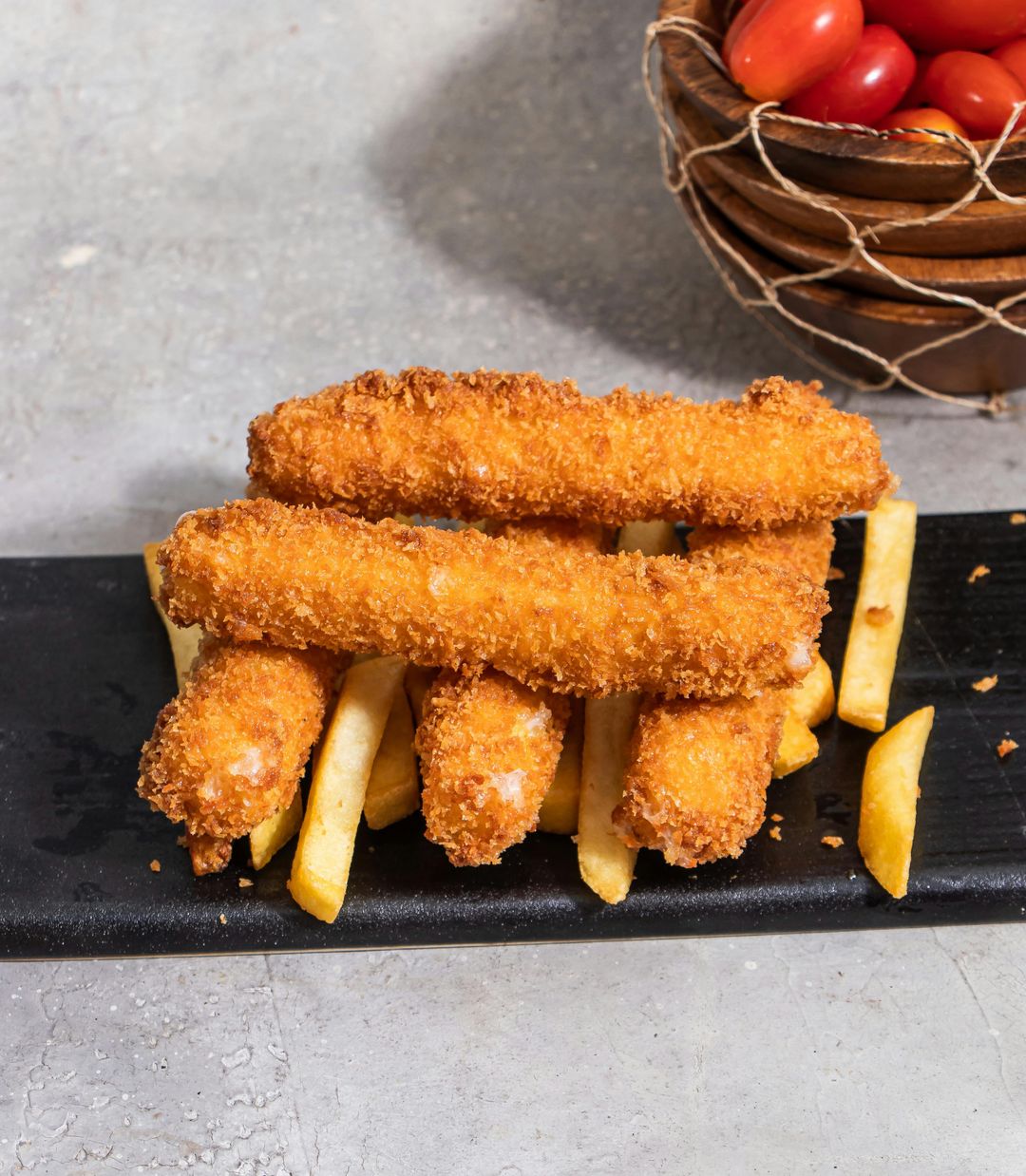 Fish Fingers with Tartar Sauce 