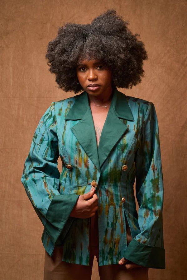BLAZER TAILLEUR: L’AUDACIEUSE