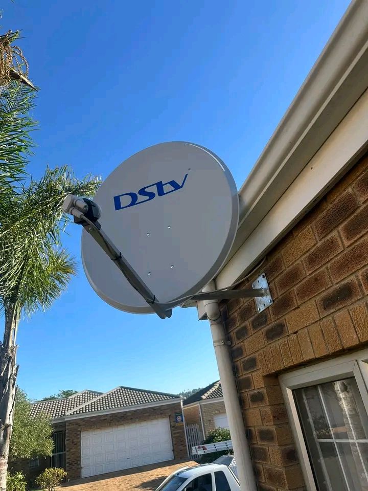Satellite dish installation single decoder 