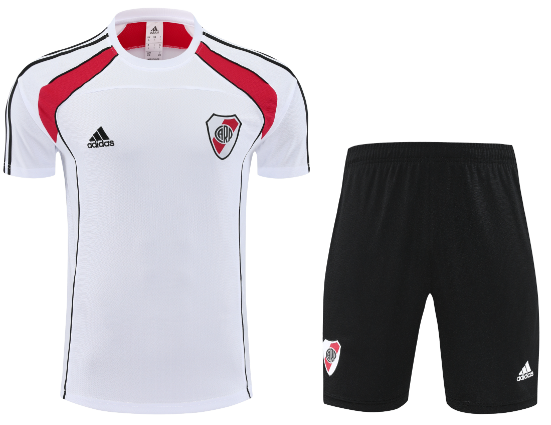 Conjunto entrenamiento River 25/26