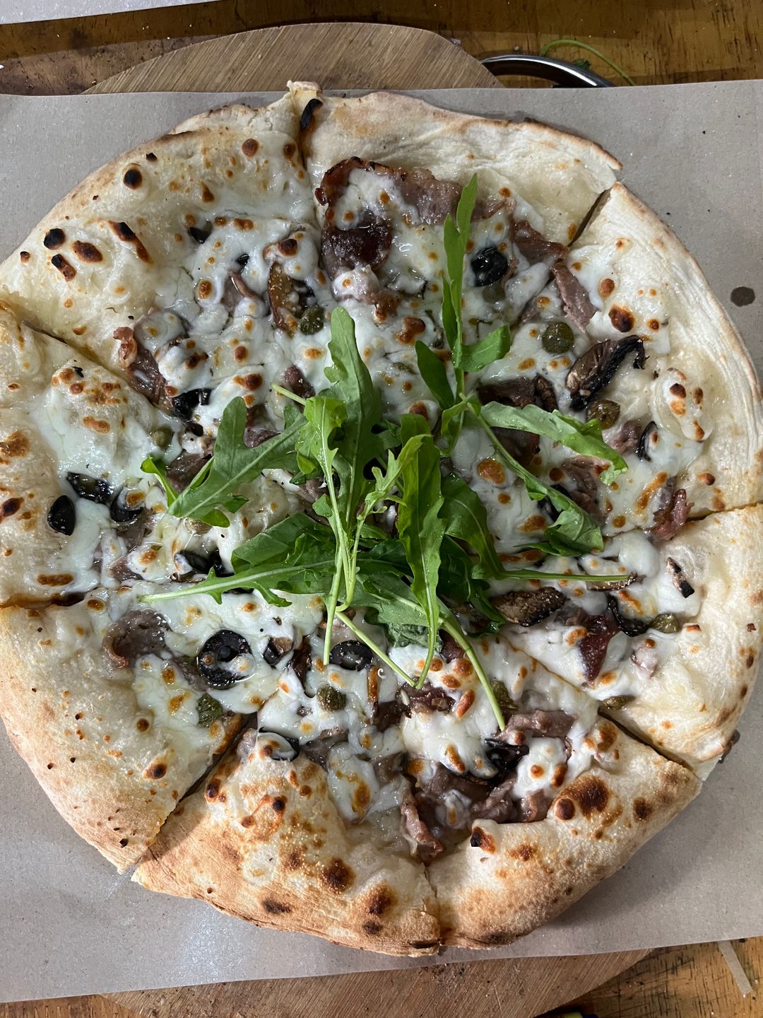 Pizza Kambing Berapi