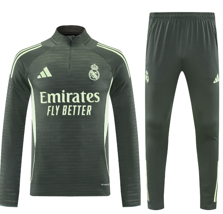 Conjunto polito/chandal Real Madrid 25/26