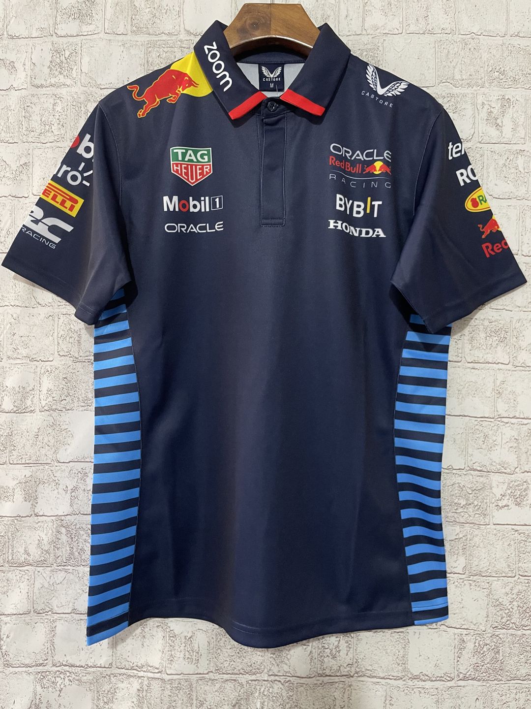 Sueter de F1 de Red bull 