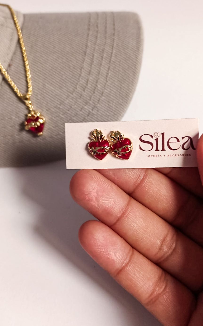 Aretes Aagrado corazón 