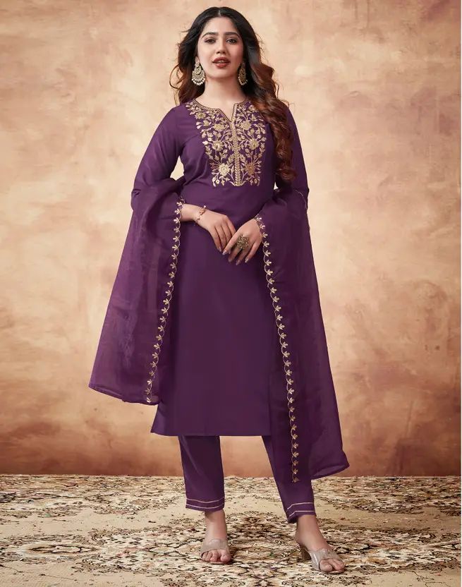 Women Floral Kurta with Trousers & Dupatta