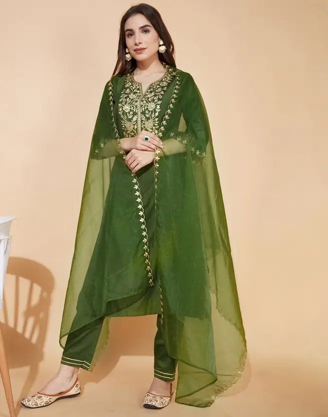 Women Floral Kurta with Trousers & Dupatta 