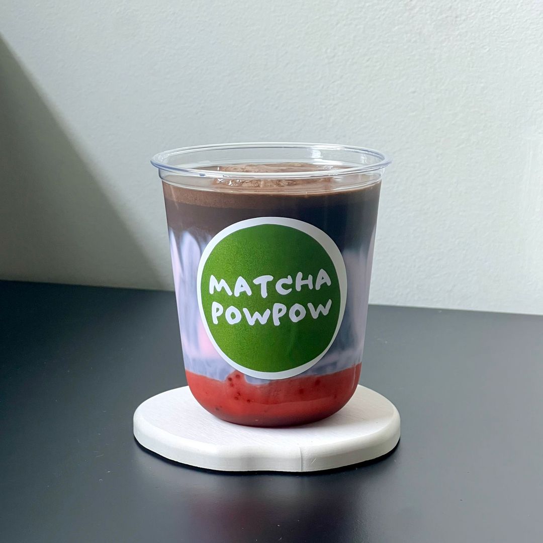 Iced Strawberry Hojicha Latte