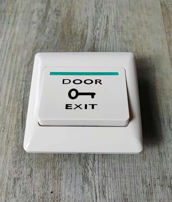 Square Spring Loaded Door Exit Switch - Reliable and Efficient Solution for Automatic Doors in Commercial Buildings (10006794)