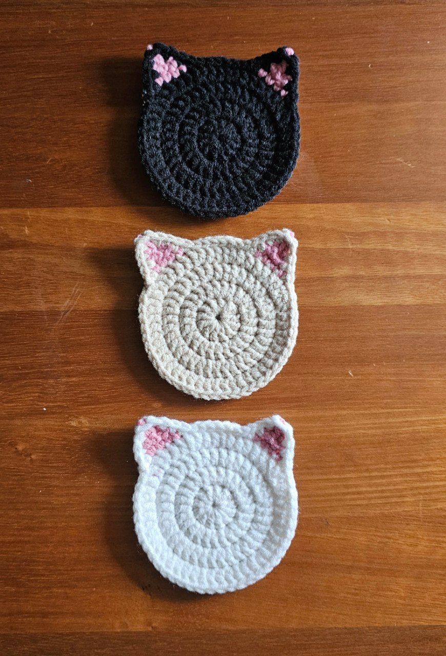 Crochet Cat Coaster