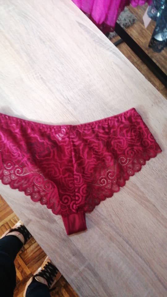 Maroon &black panty