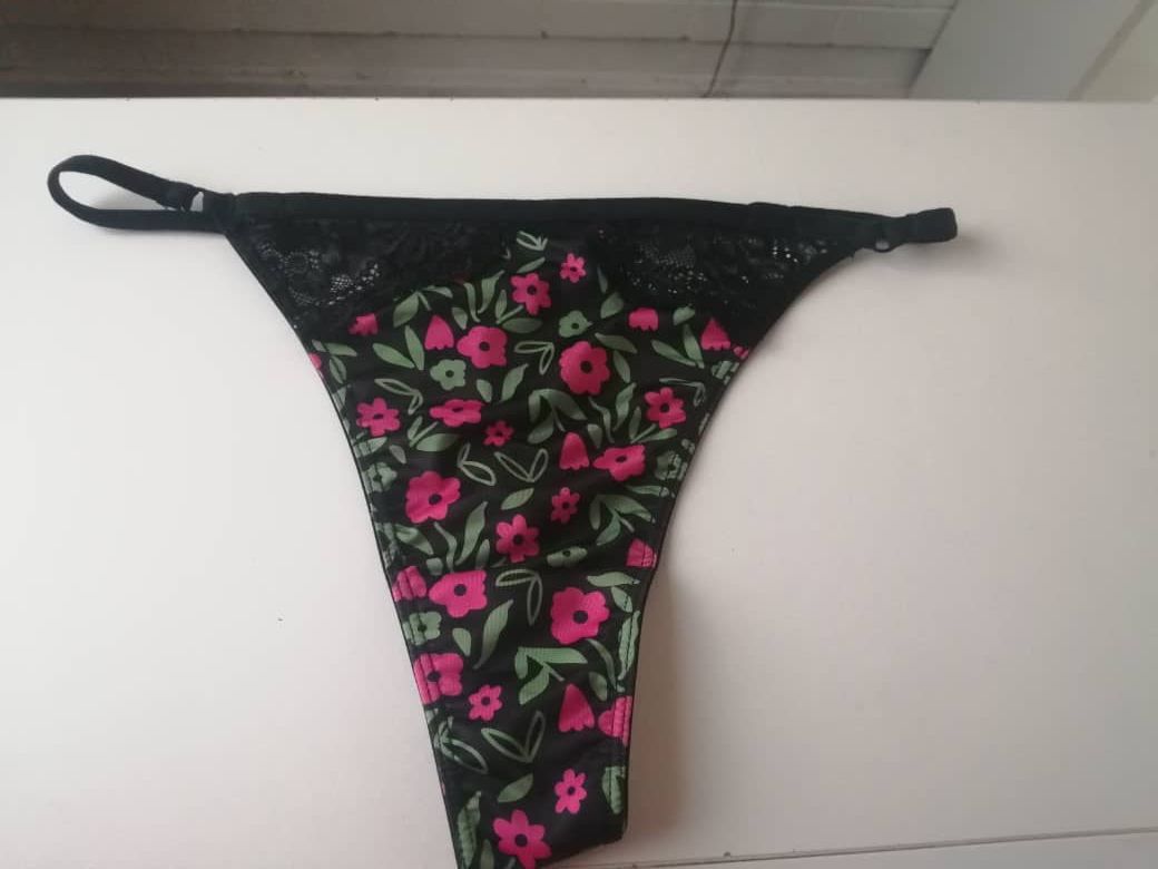 Shelley Black thin lace and floral 