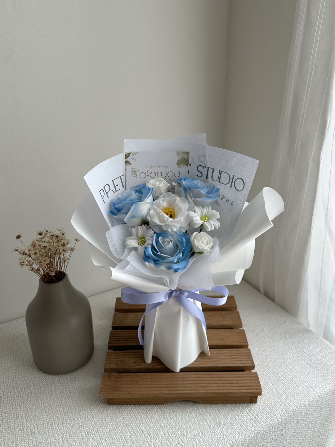 3 Stalk Soap Rose Mixed Bouquet 