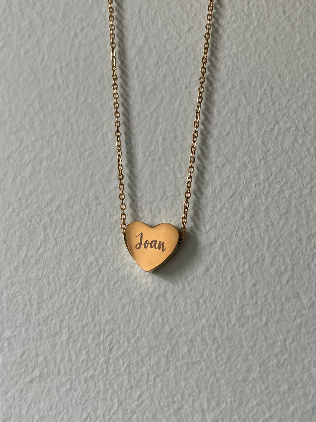 Customized heart-shaped necklace