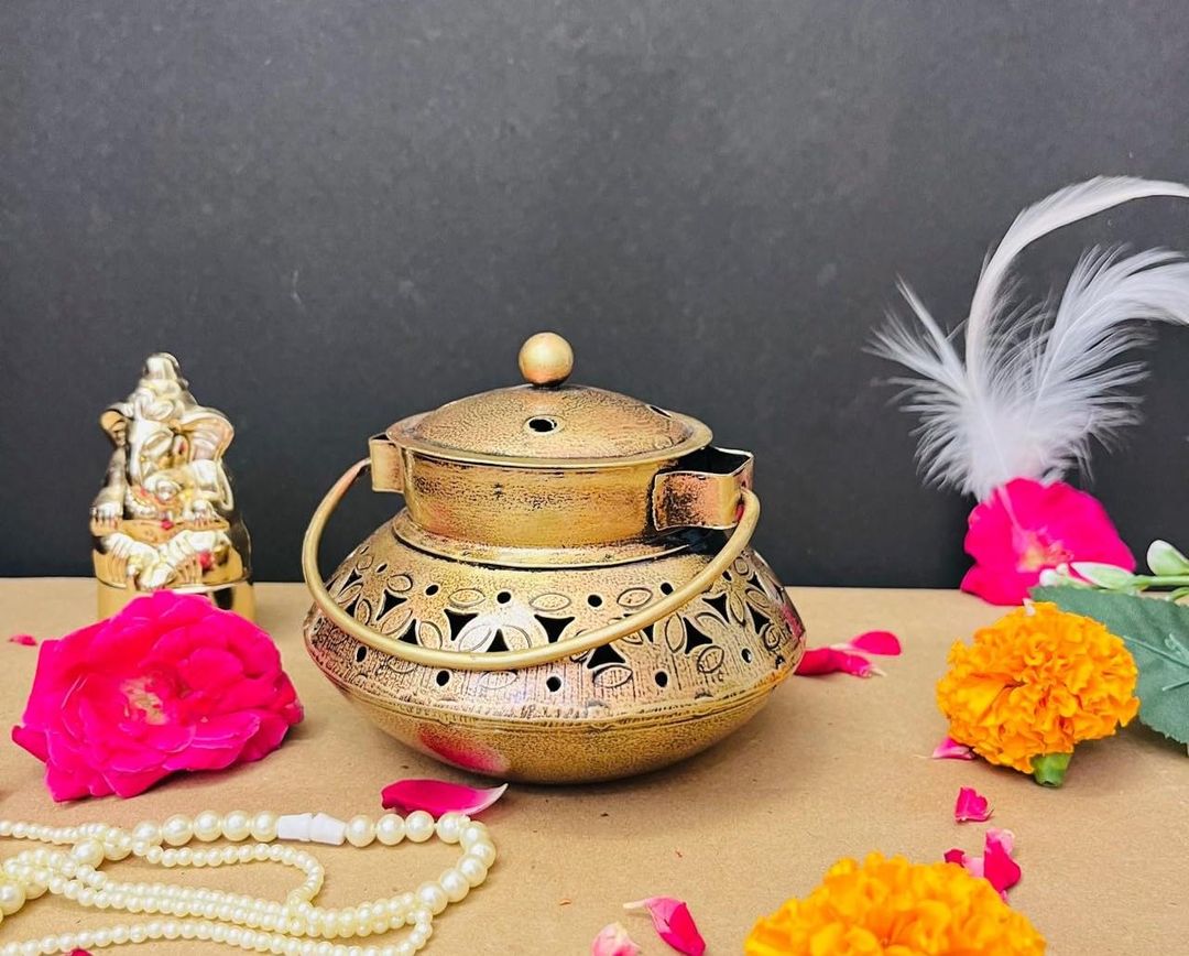 HOME DECO CANDLE HOLDER