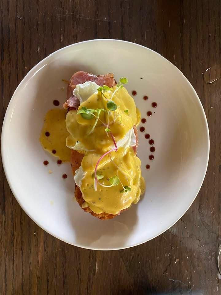 Eggs Benedict