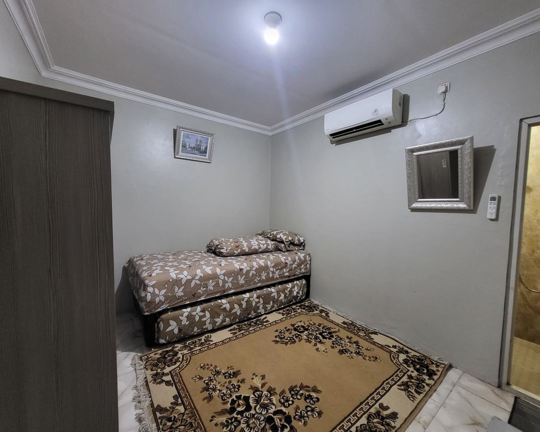 Standard Economy Room