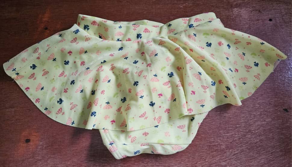 Maillot de bain avec ceinture froufrou Baby Girl Orchestra 