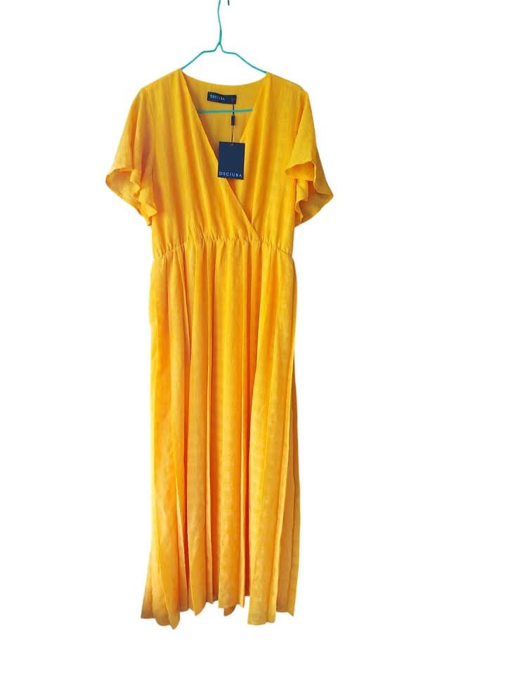 Pleated Maxi dress. 
