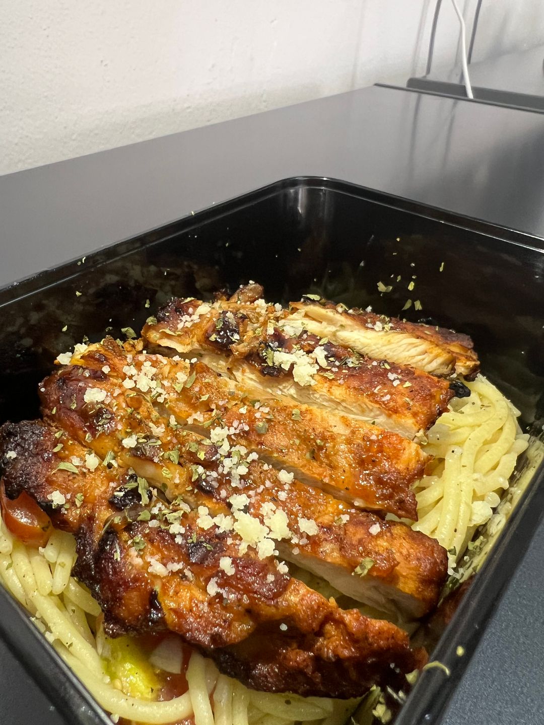 Aglio Olio + Grilled Chicken 