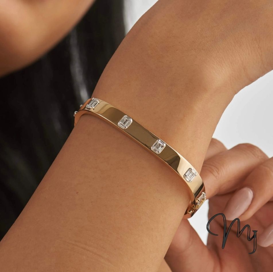 GOLD BRACLETS