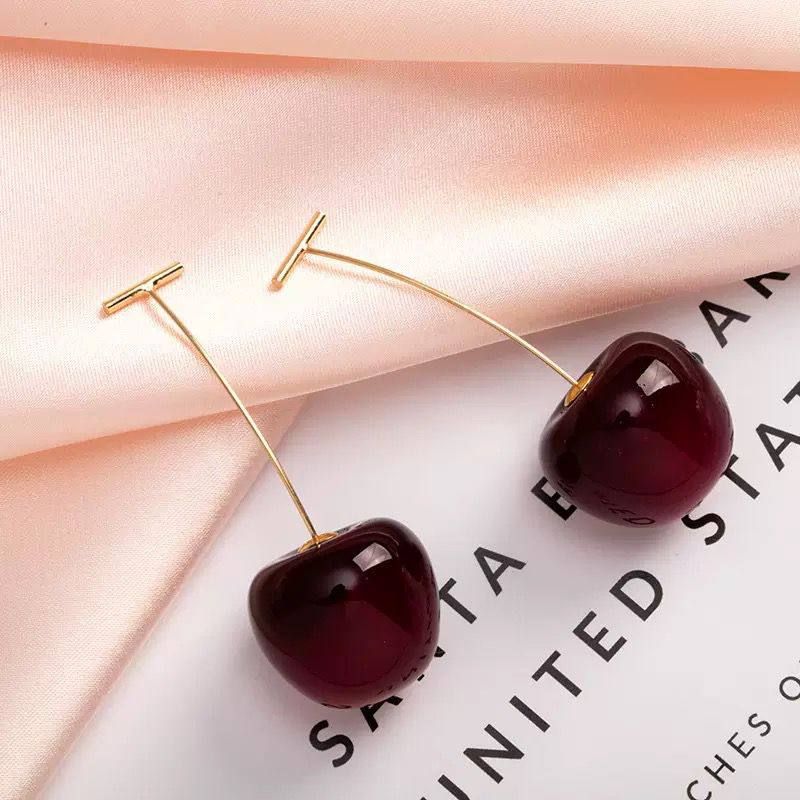 Cherry Earring 🍒